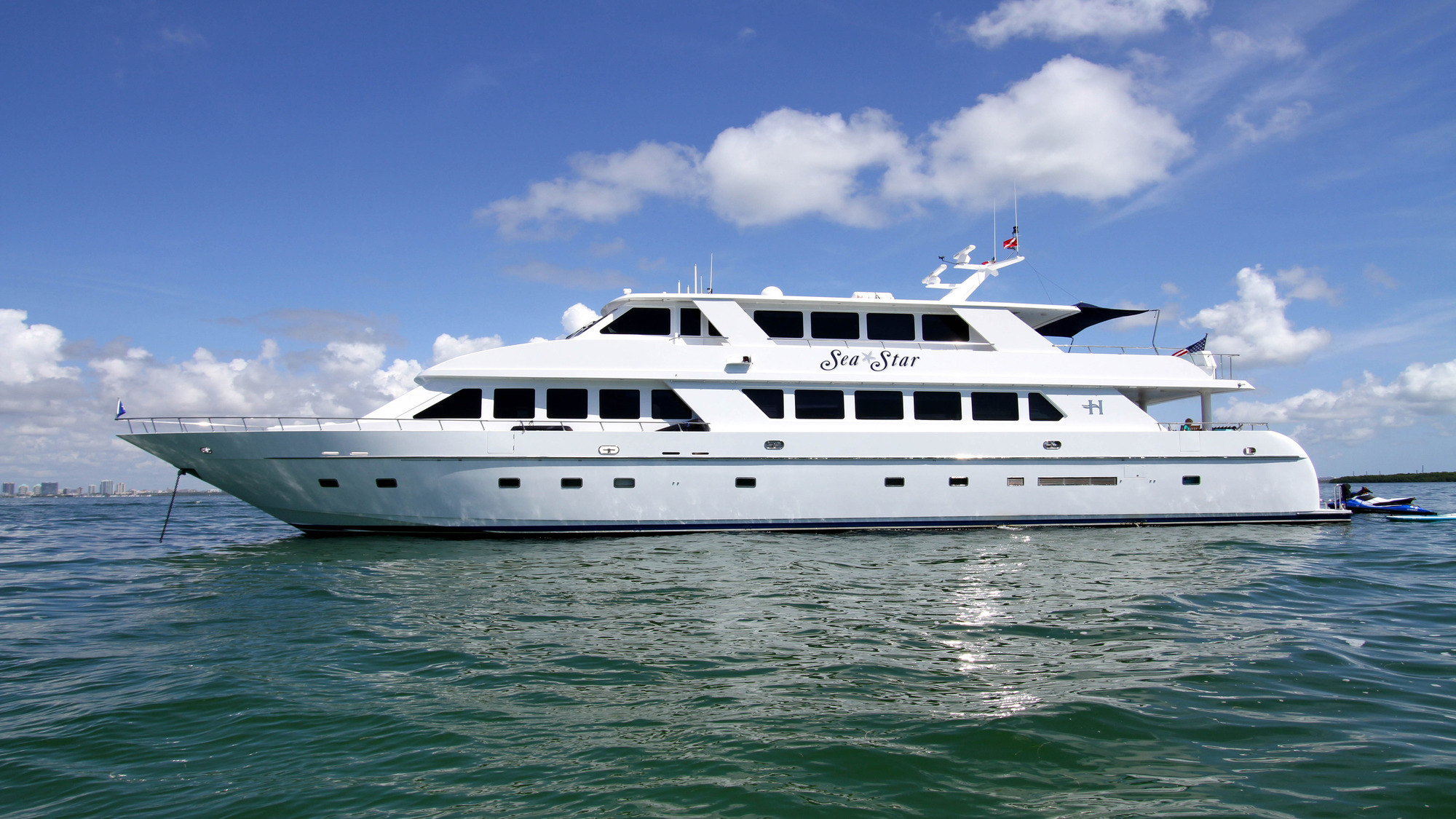 SEA STAR Yacht Charter Details, Hargrave CHARTERWORLD Luxury Superyachts
